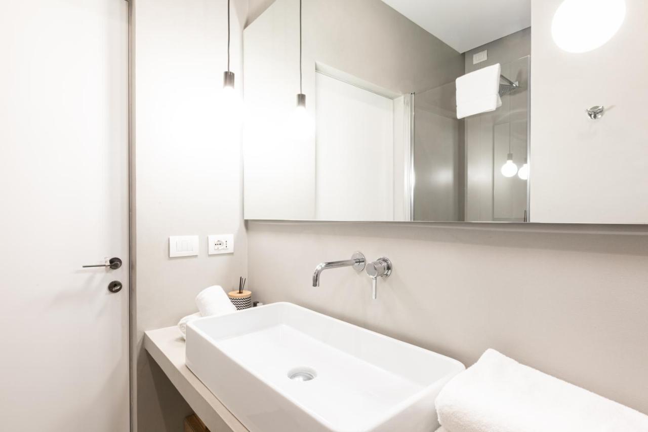 Collection Moscova Suites - Top Collection Милано Екстериор снимка
