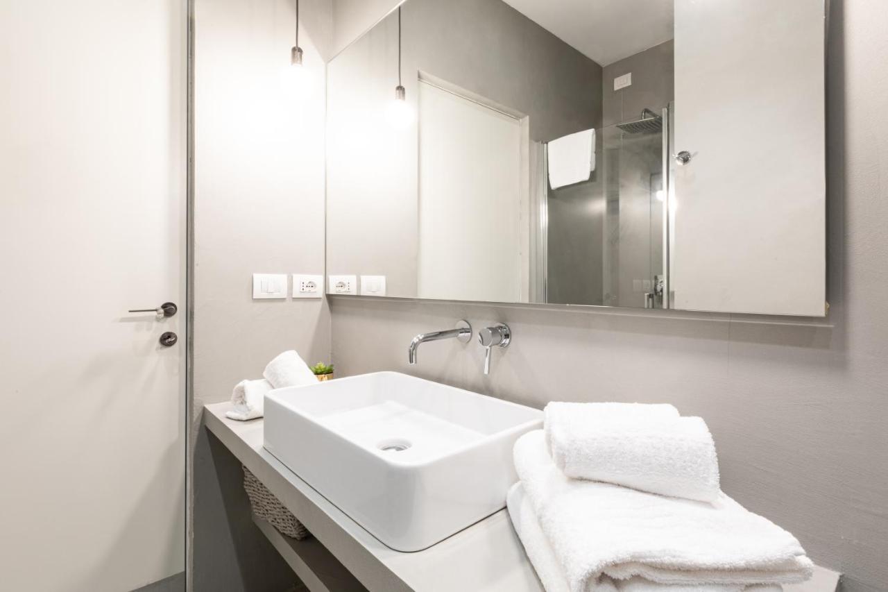 Collection Moscova Suites - Top Collection Милано Екстериор снимка